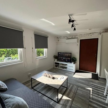 Videdal Apartment 2 Rooms - Own Entrance & Free Parking 馬爾默 外观 照片